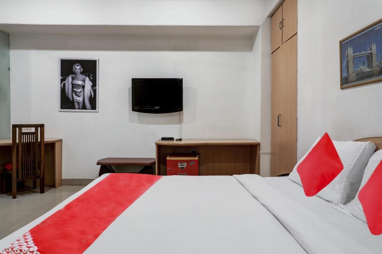 Hotel Oyo Flagship 572 Santacruz West à Bombay Extérieur photo