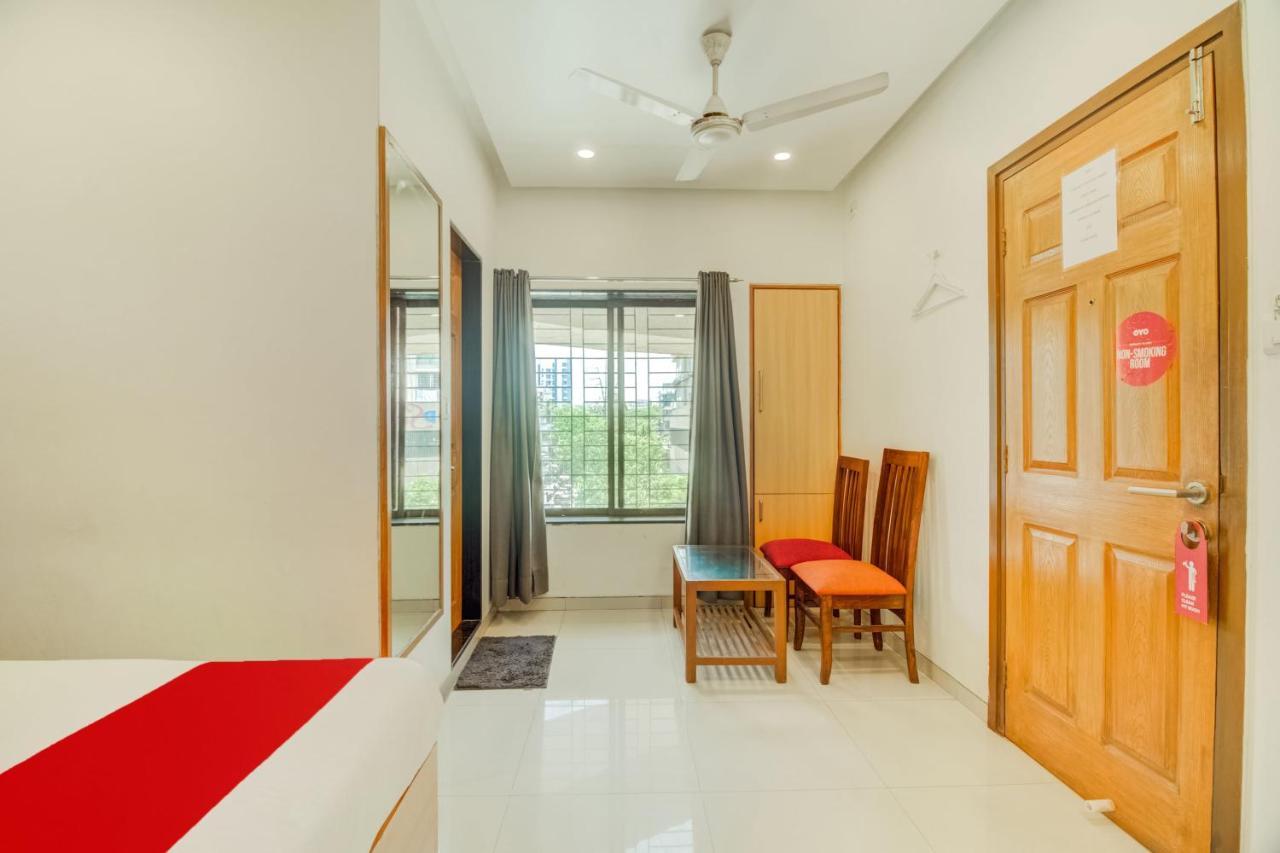 Hotel Oyo Flagship 572 Santacruz West à Bombay Extérieur photo