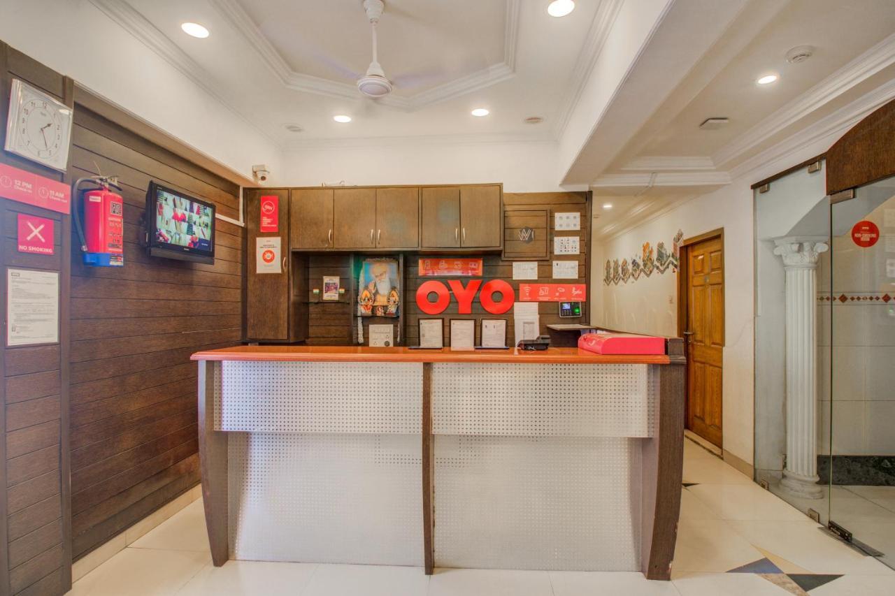 Hotel Oyo Flagship 572 Santacruz West à Bombay Extérieur photo