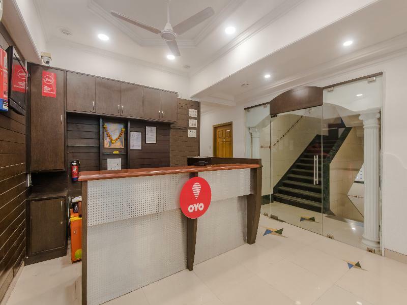 Hotel Oyo Flagship 572 Santacruz West à Bombay Extérieur photo
