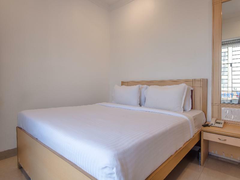 Hotel Oyo Flagship 572 Santacruz West à Bombay Extérieur photo